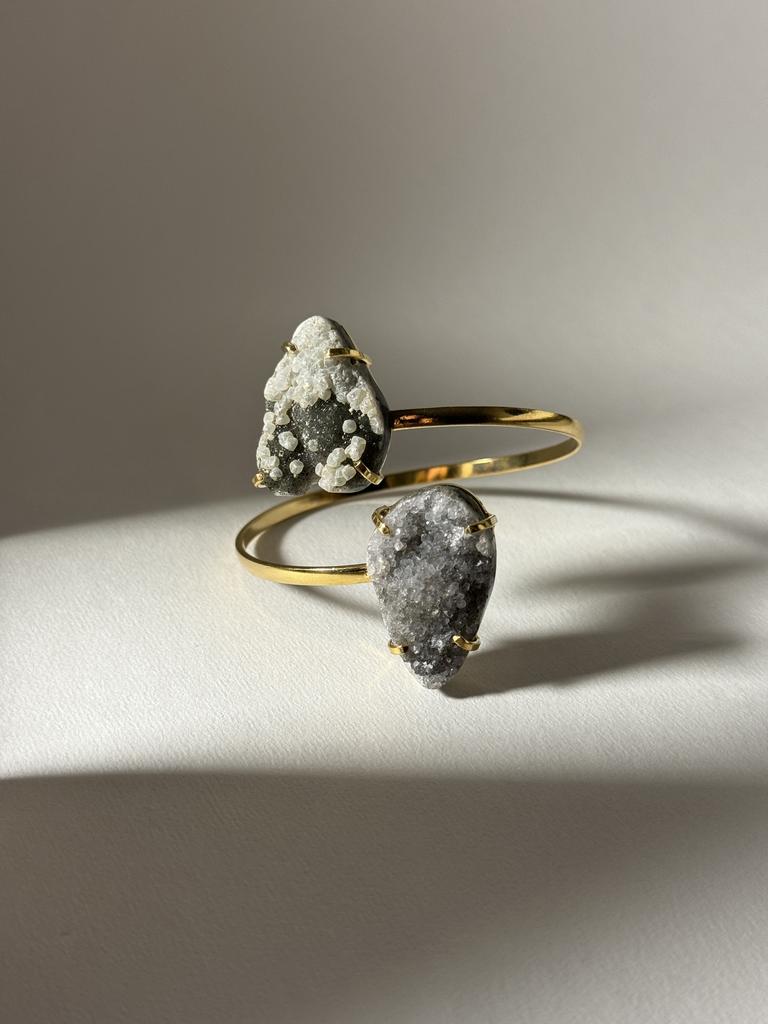 Браслет с агатами