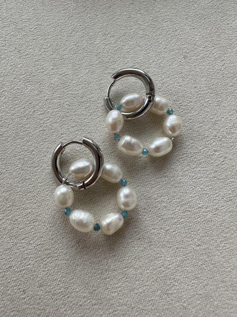 Серьги с культивированным жемчугом и апатитом