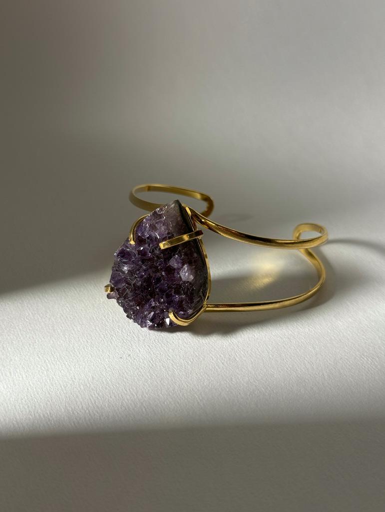 Браслет с крупным аметистом