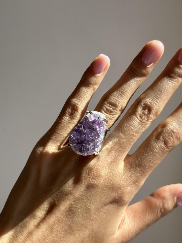 Кольцо с аметистом