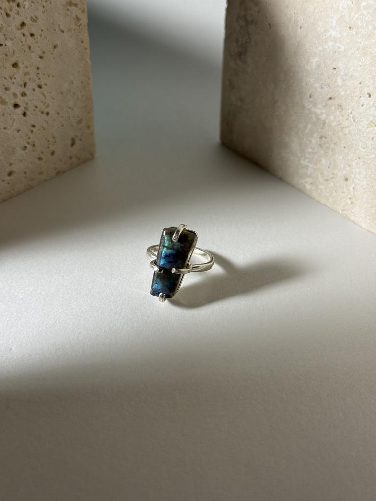 Кольцо с лабрадоритом 15,5 - 17 размер