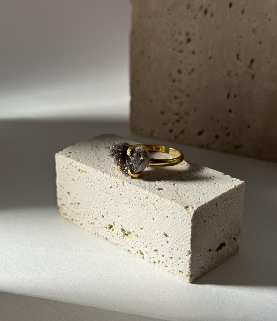 Кольцо мини с агатом в форме сердца 16 - 18 размер