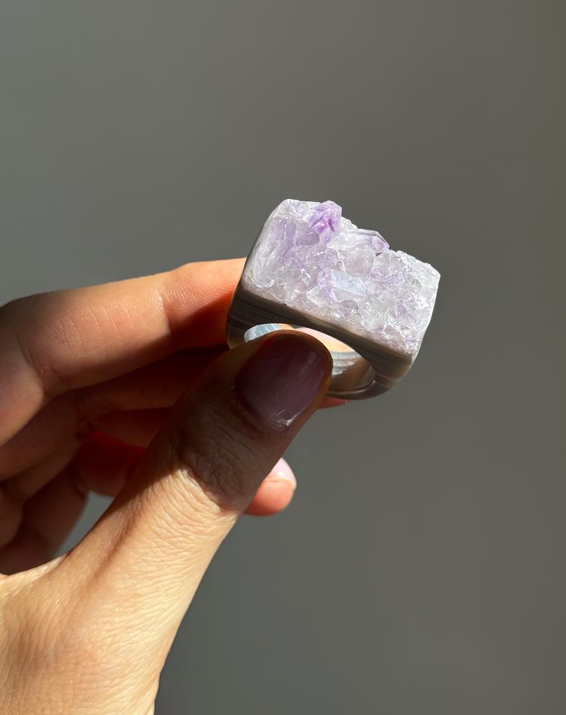 Кольцо из цельного аметиста 20,5 размер