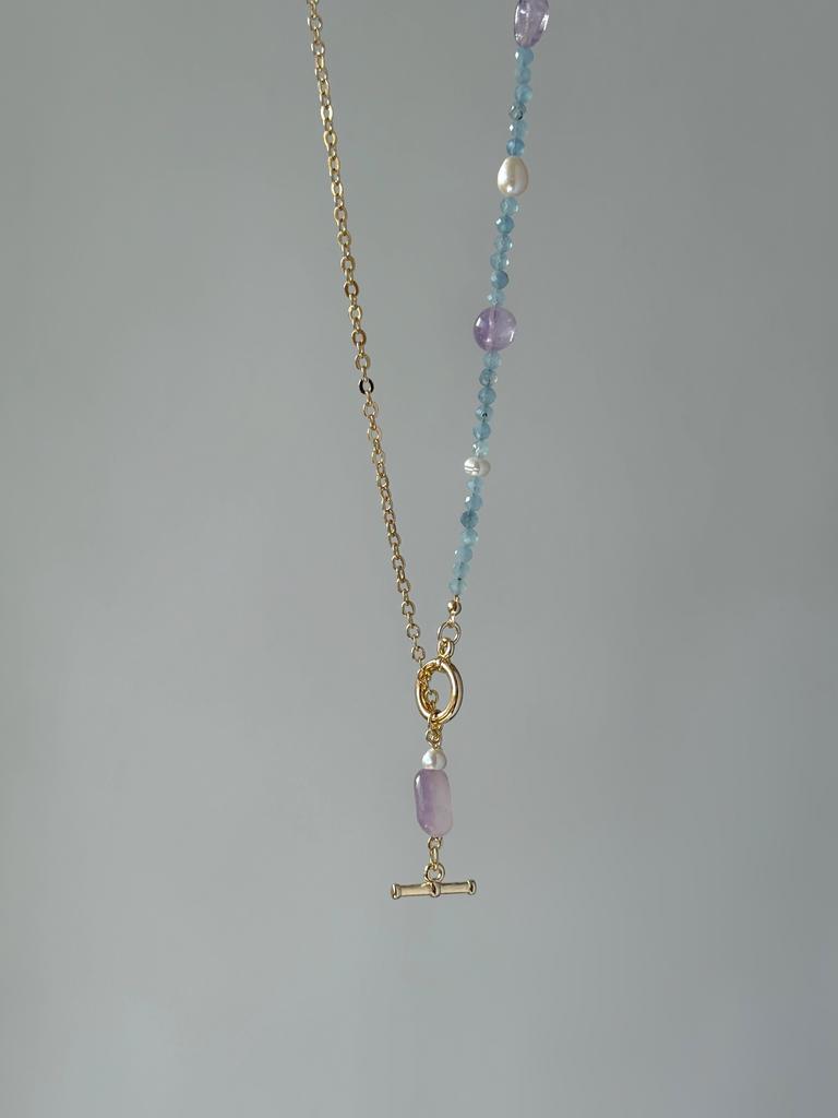 Колье с аквамарином, культивированным жемчугом и флюоритом