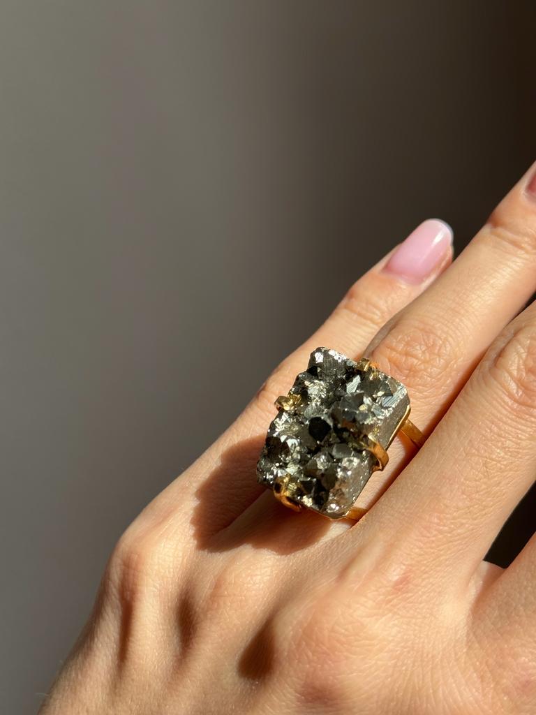 Кольцо  с пиритом