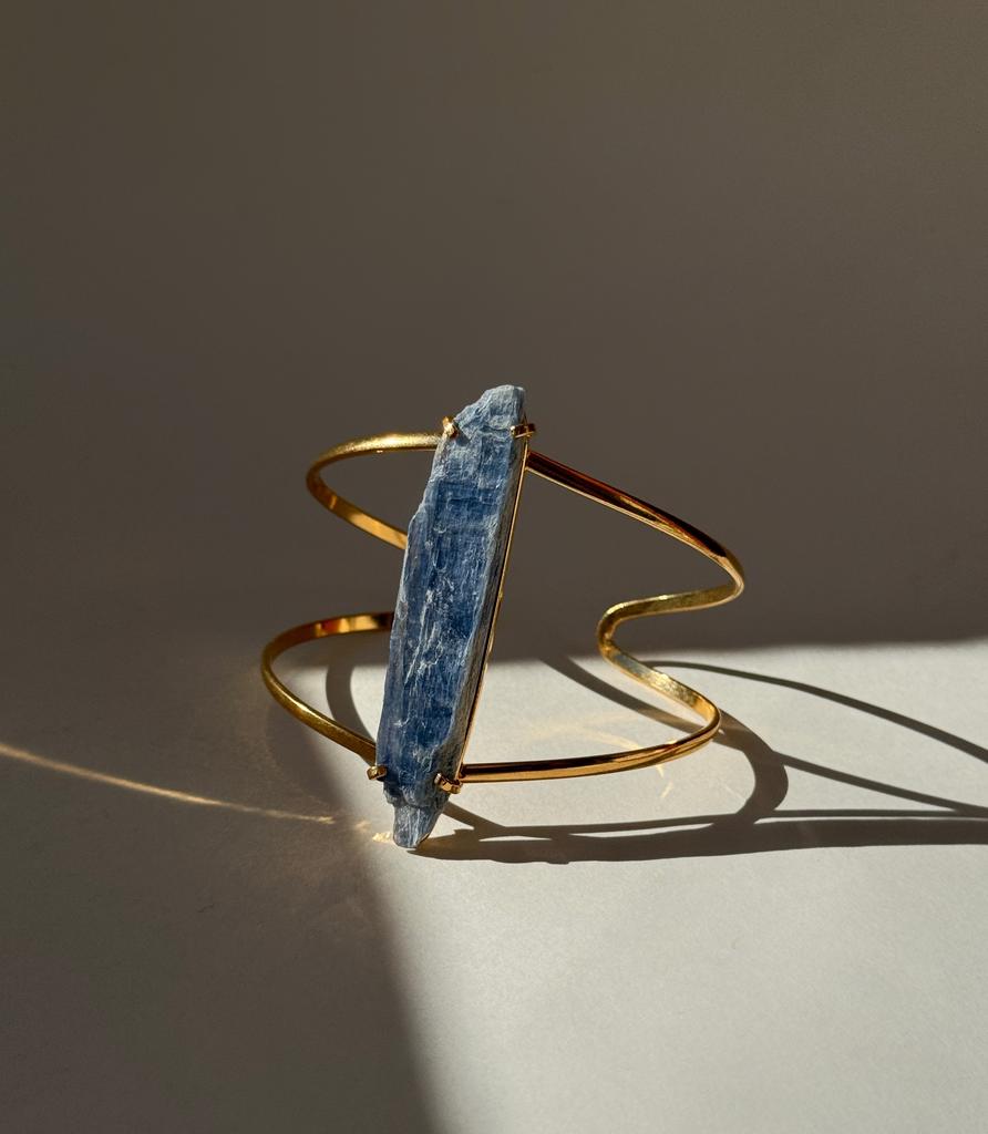 Браслет с кианитом