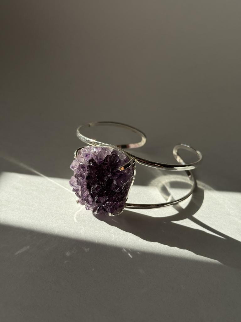 Браслет с крупным аметистом