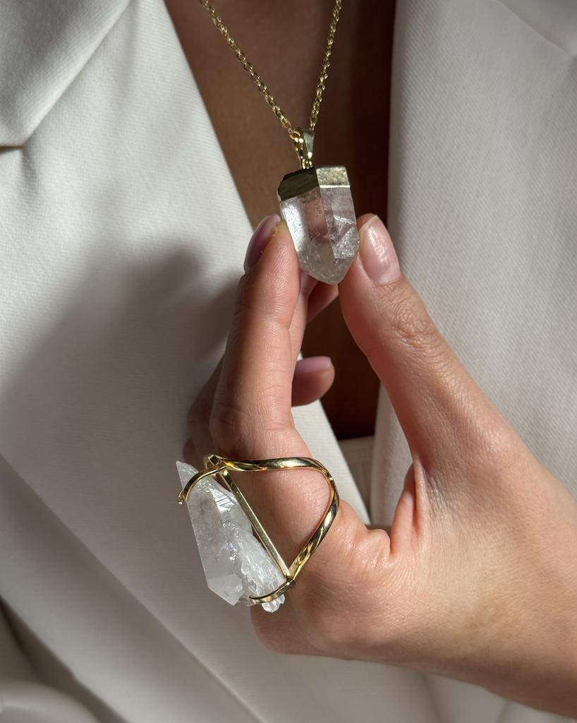 Комплект кольцо и подвеска с горным хрусталем  «Загадочность и утончённость»