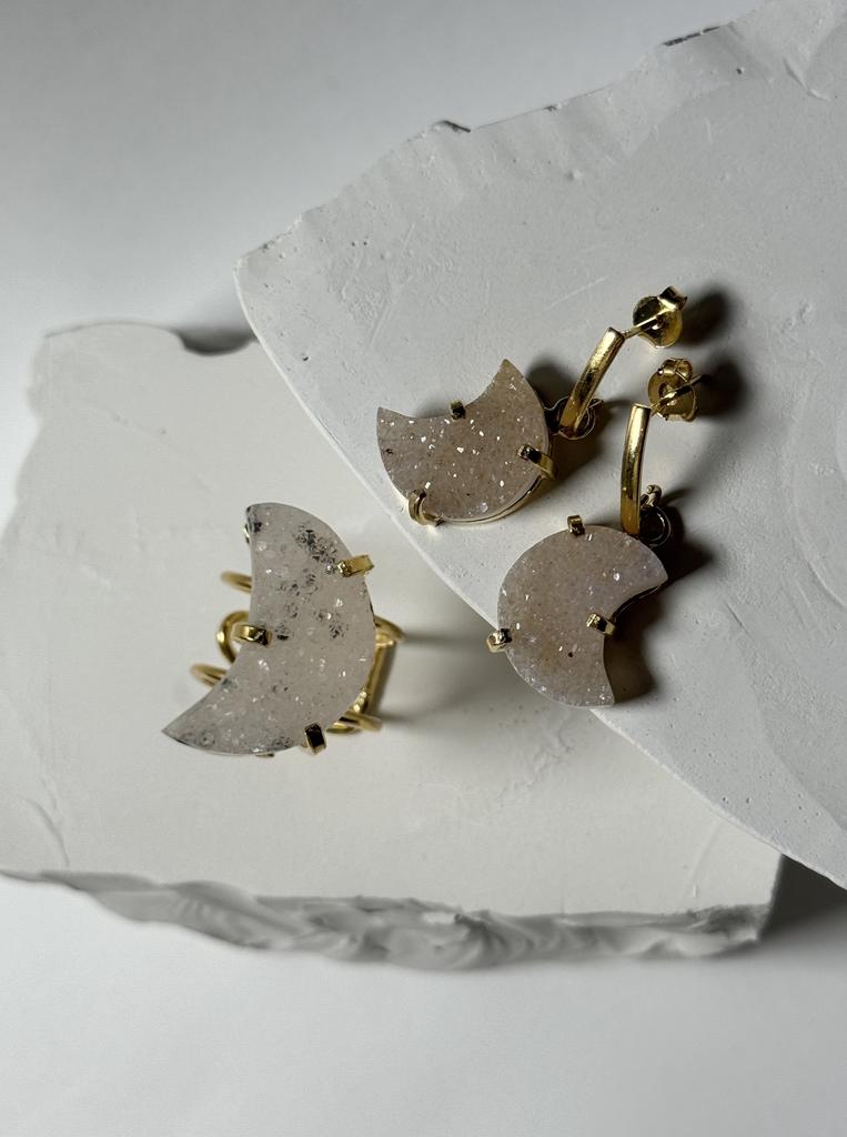 Комплект кольцо и серьги с агатом  «Женская притягательность и манкость»