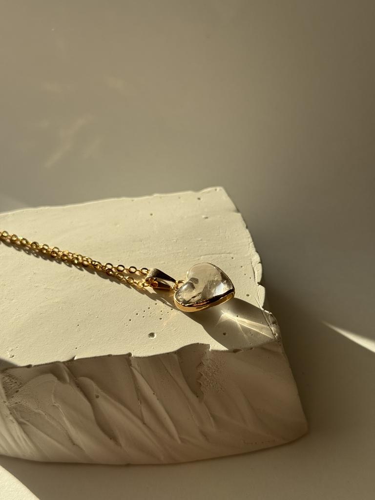 Подвеска с раухтопазом в обрамлении золота 24к