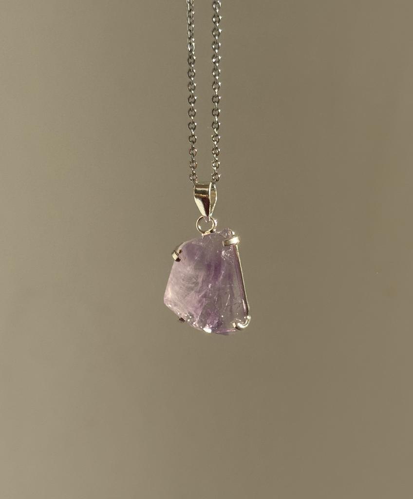 Подвеска с шлифованным аметистом