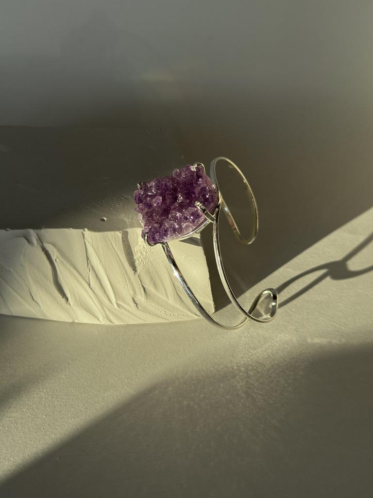 Браслет с крупным аметистом