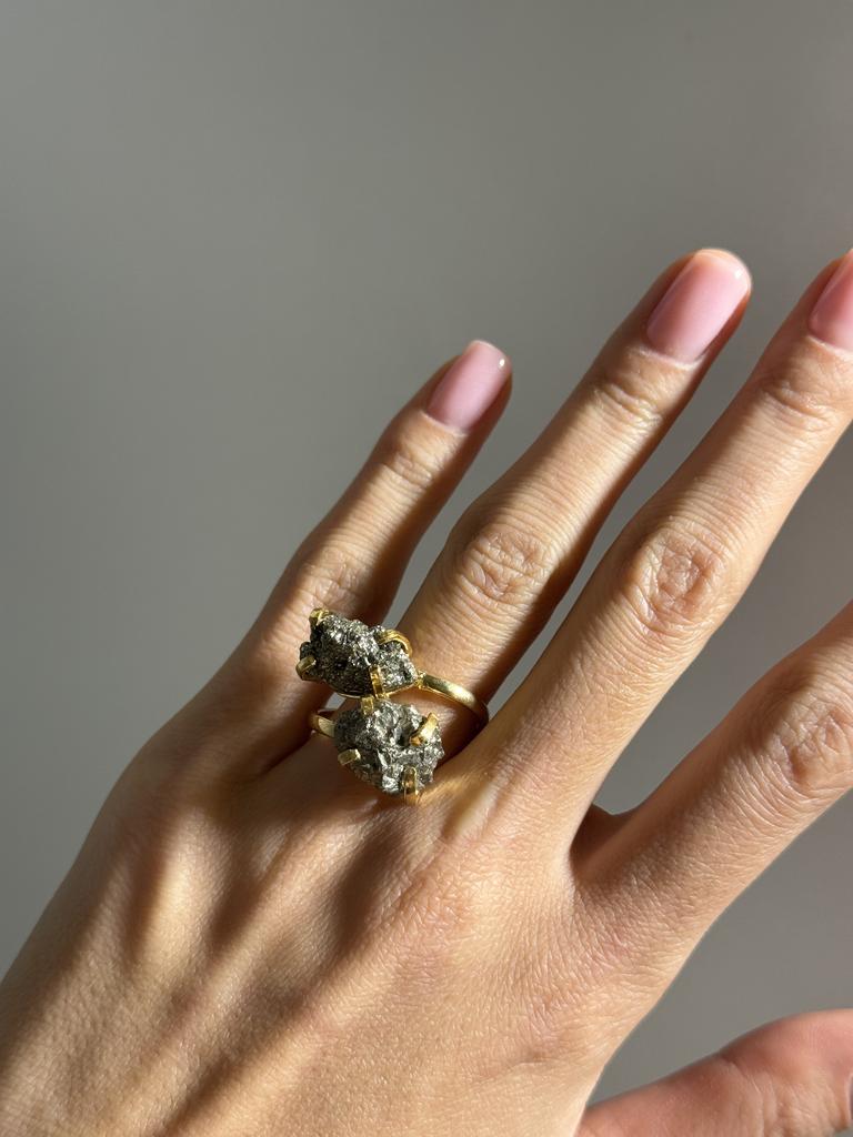 Кольцо с двойным пиритом