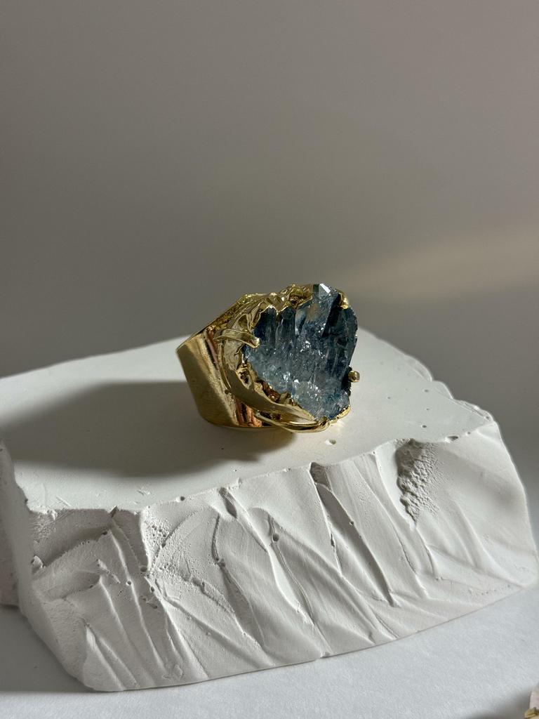 Кольцо кафф с тонированным горным хрусталем в обрамлении 16 - 18,5 размер