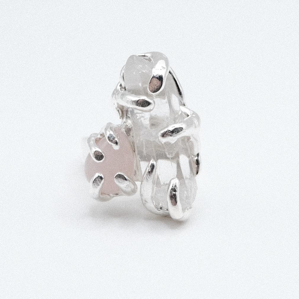 Кольцо с разноцветным кварцем