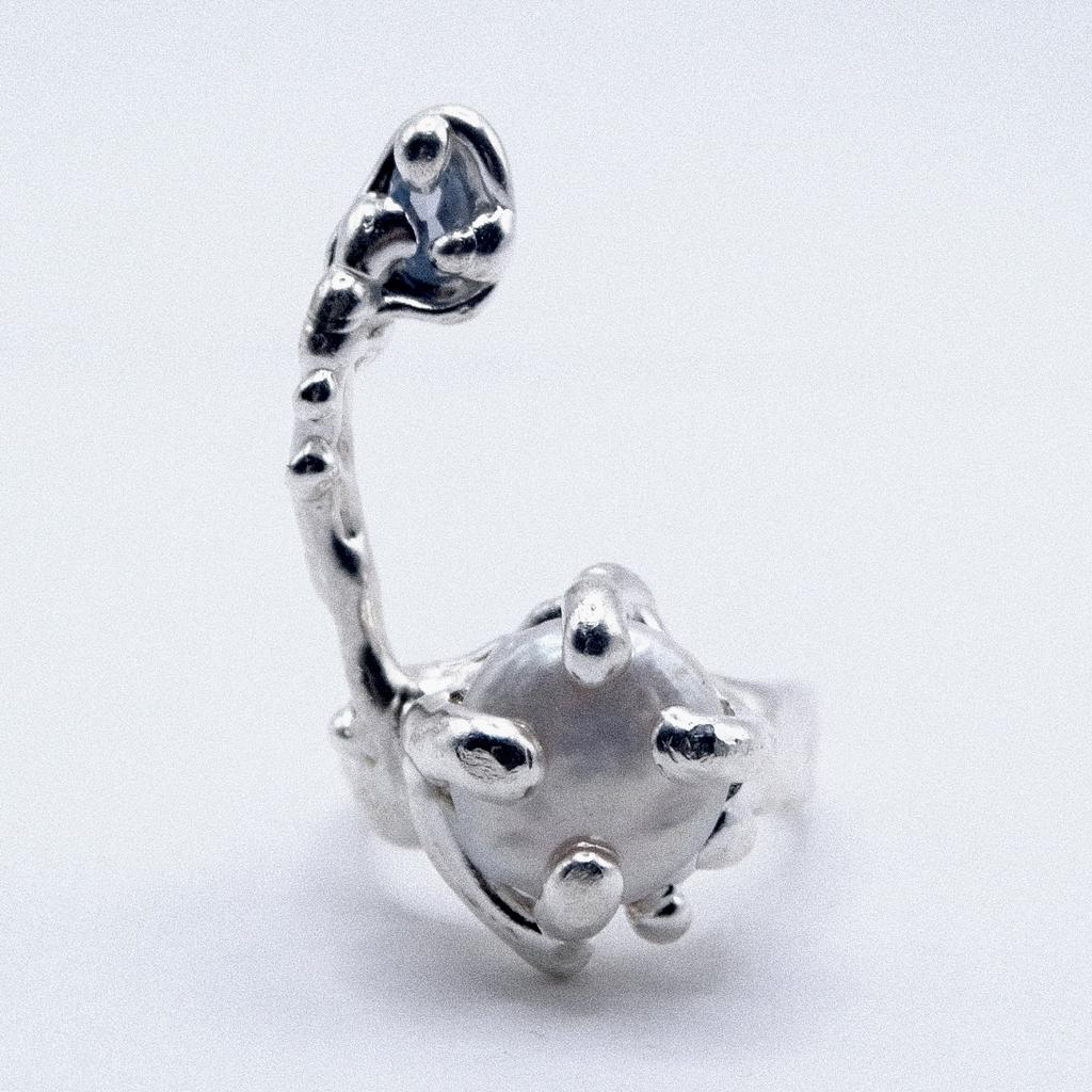 Кольцо-печатка с фианитом и жемчугом (skol*zko)