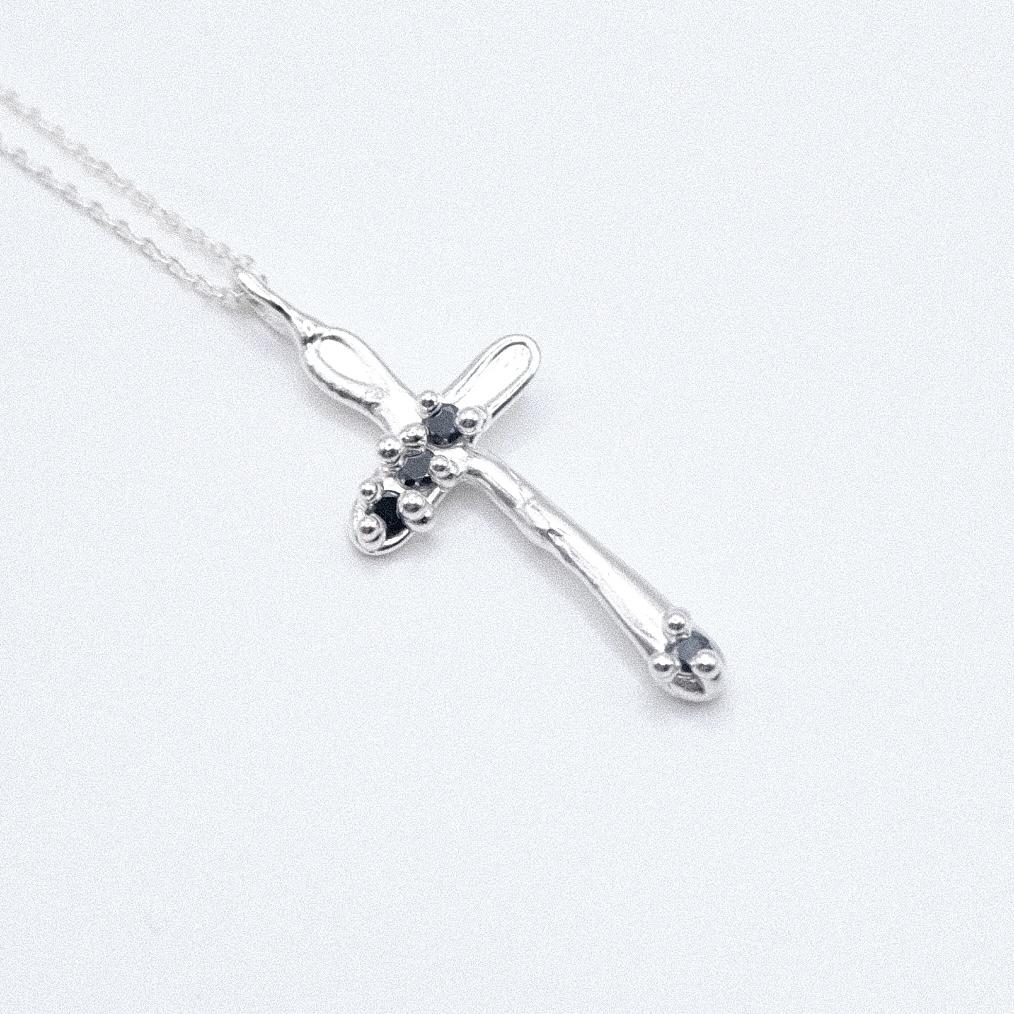 Подвеска с чёрными фианитами