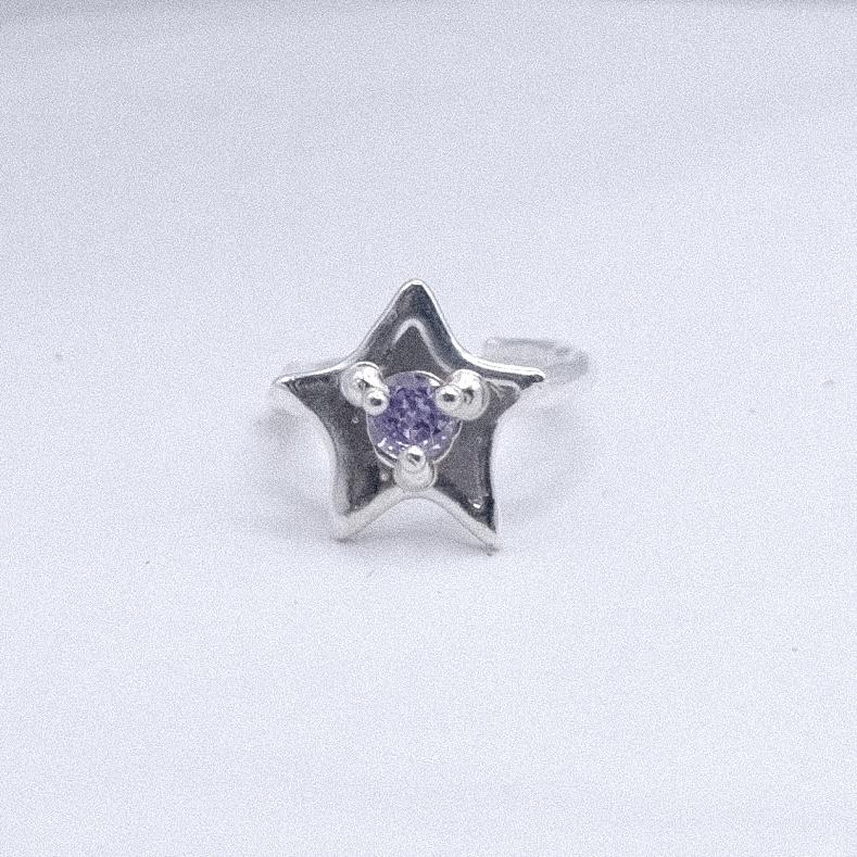 Кольцо «Звёздочка» с сиреневым фианитом