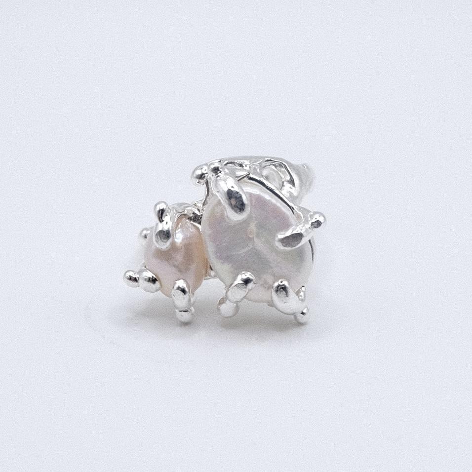 Кольцо с разноцветным жемчугом