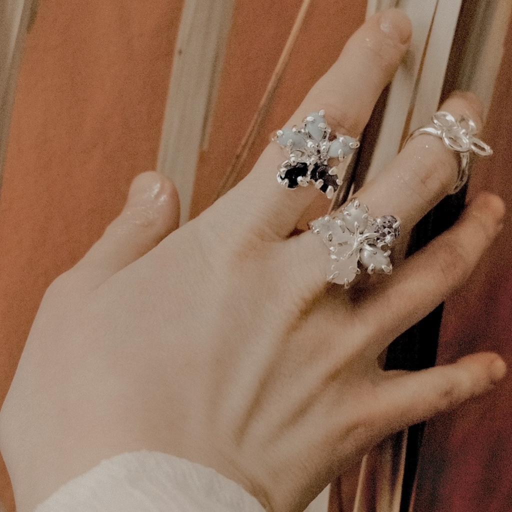 Кольцо с жемчугом, лунным, фианитом, кварцем “Лютик”