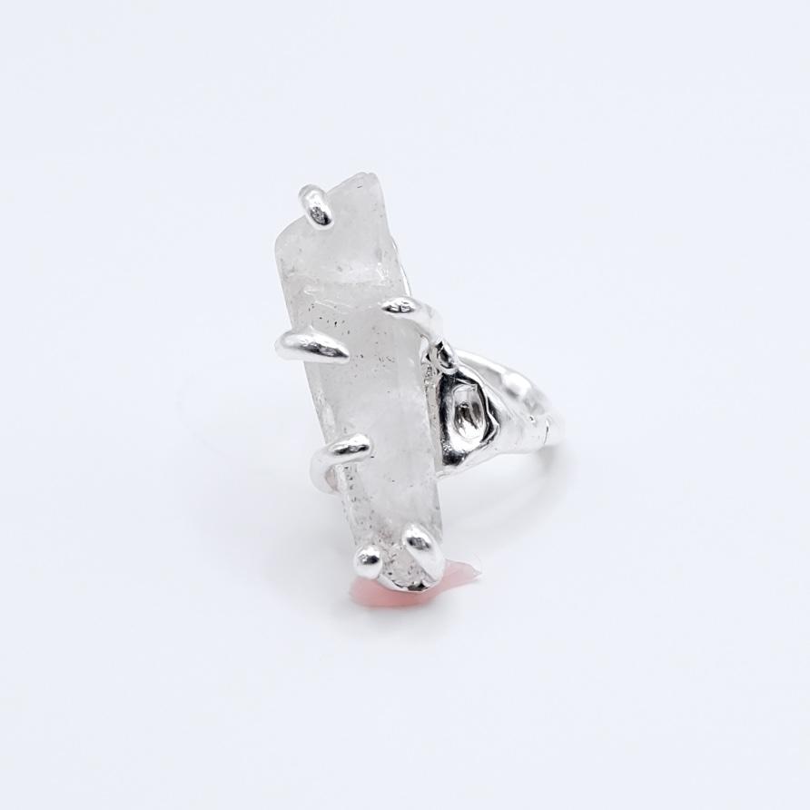 Кольцо с кварцем