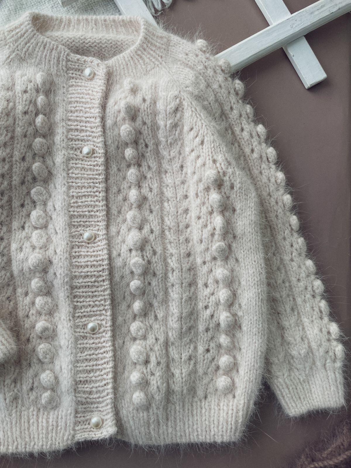Описание "VINTAGE CARDI"