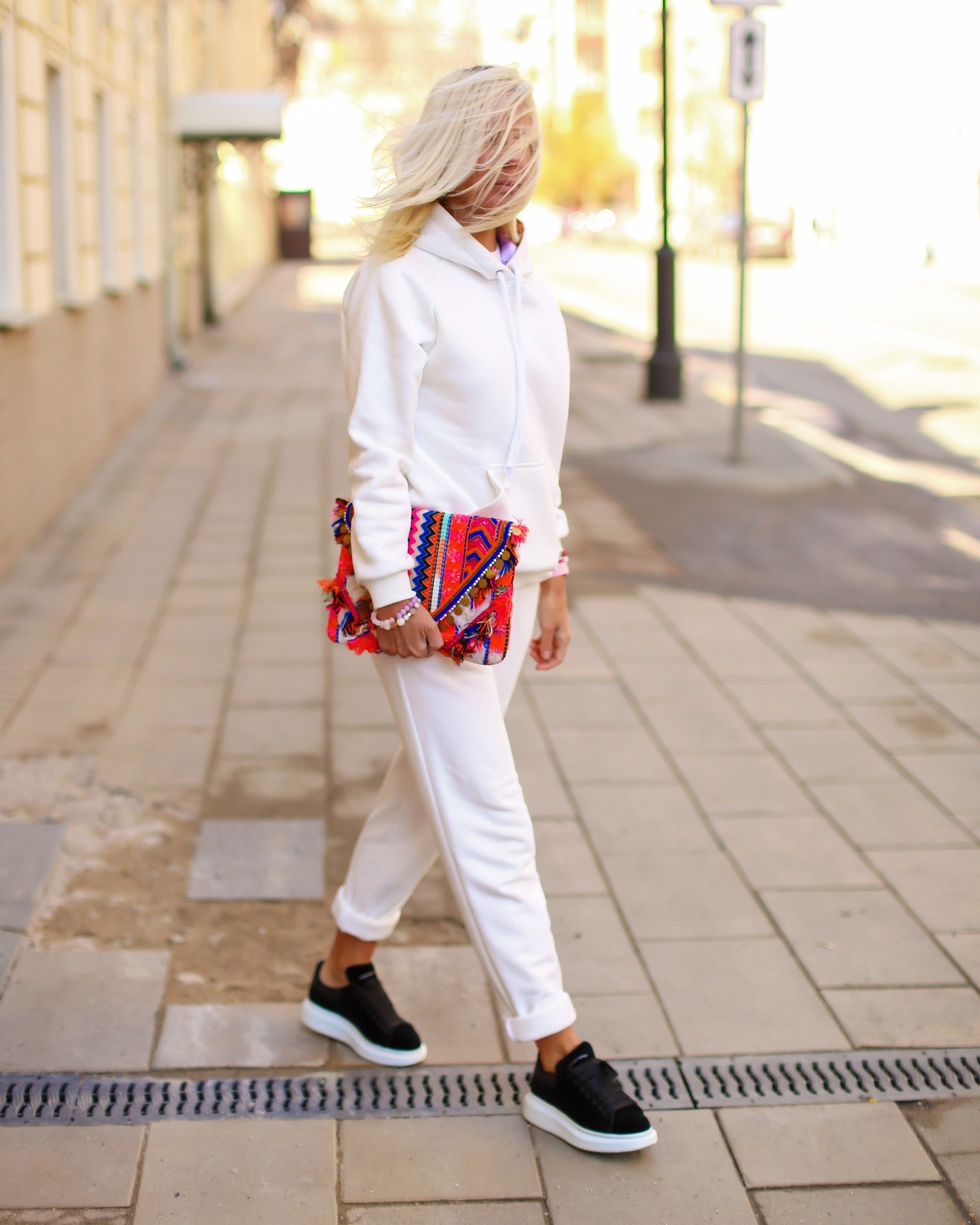 Костюм с брюками