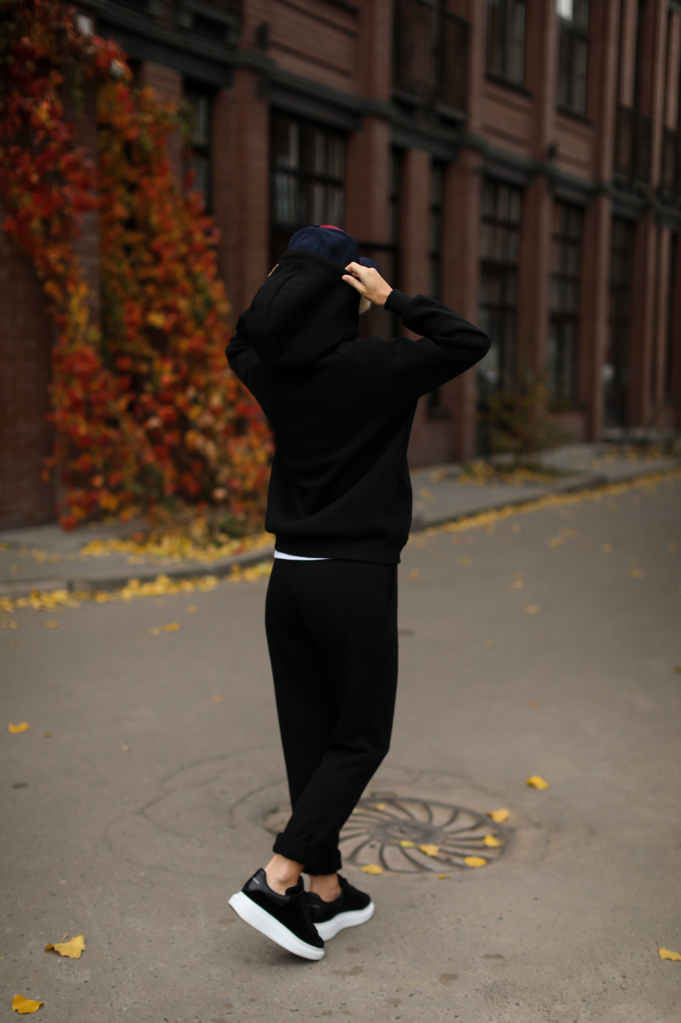 Костюм с брюками