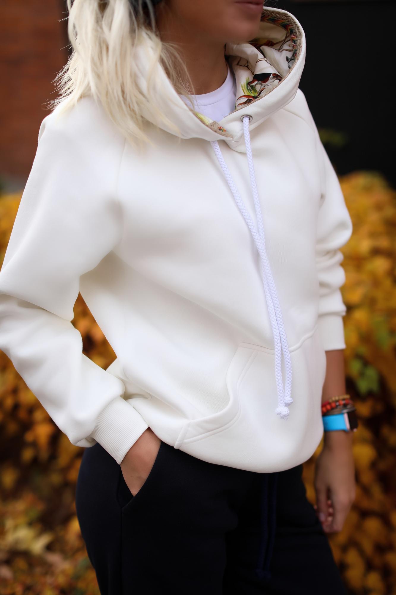 Костюм с брюками