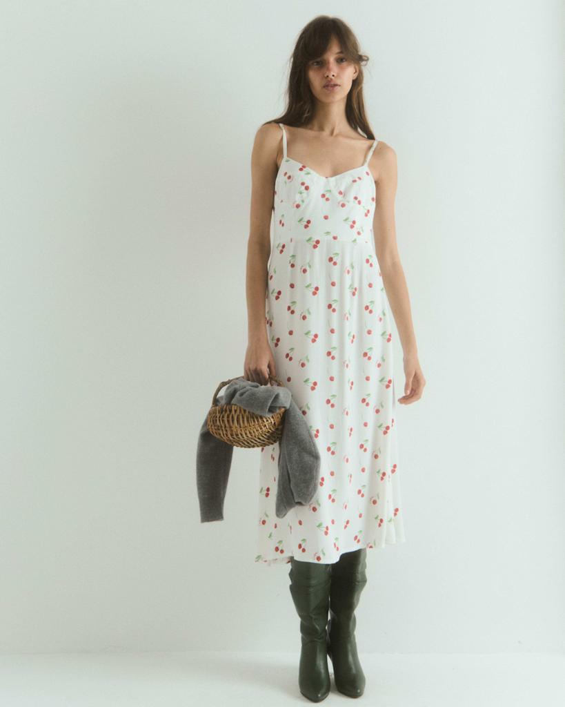 Платье Вишенки большие