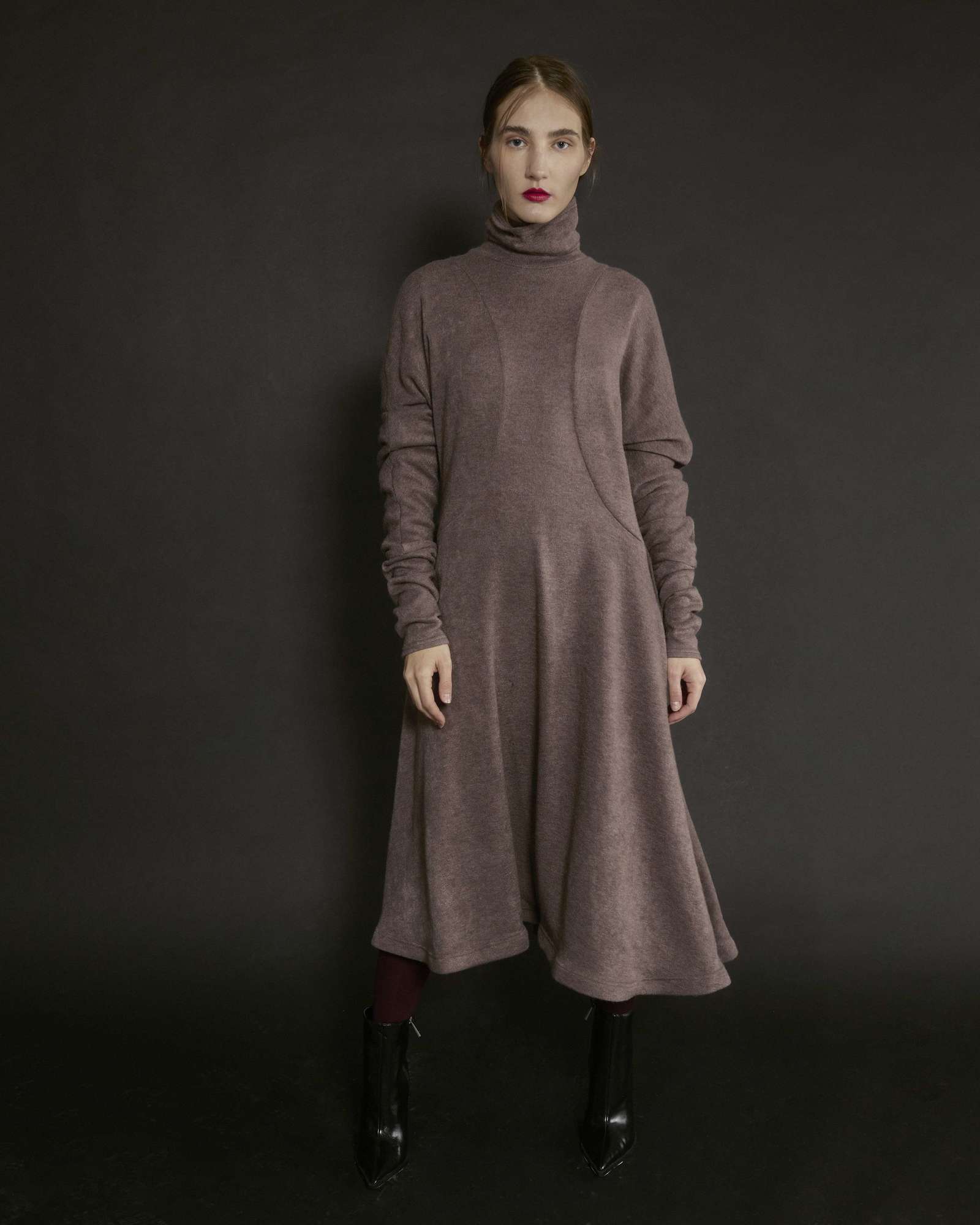 Шерстяное платье