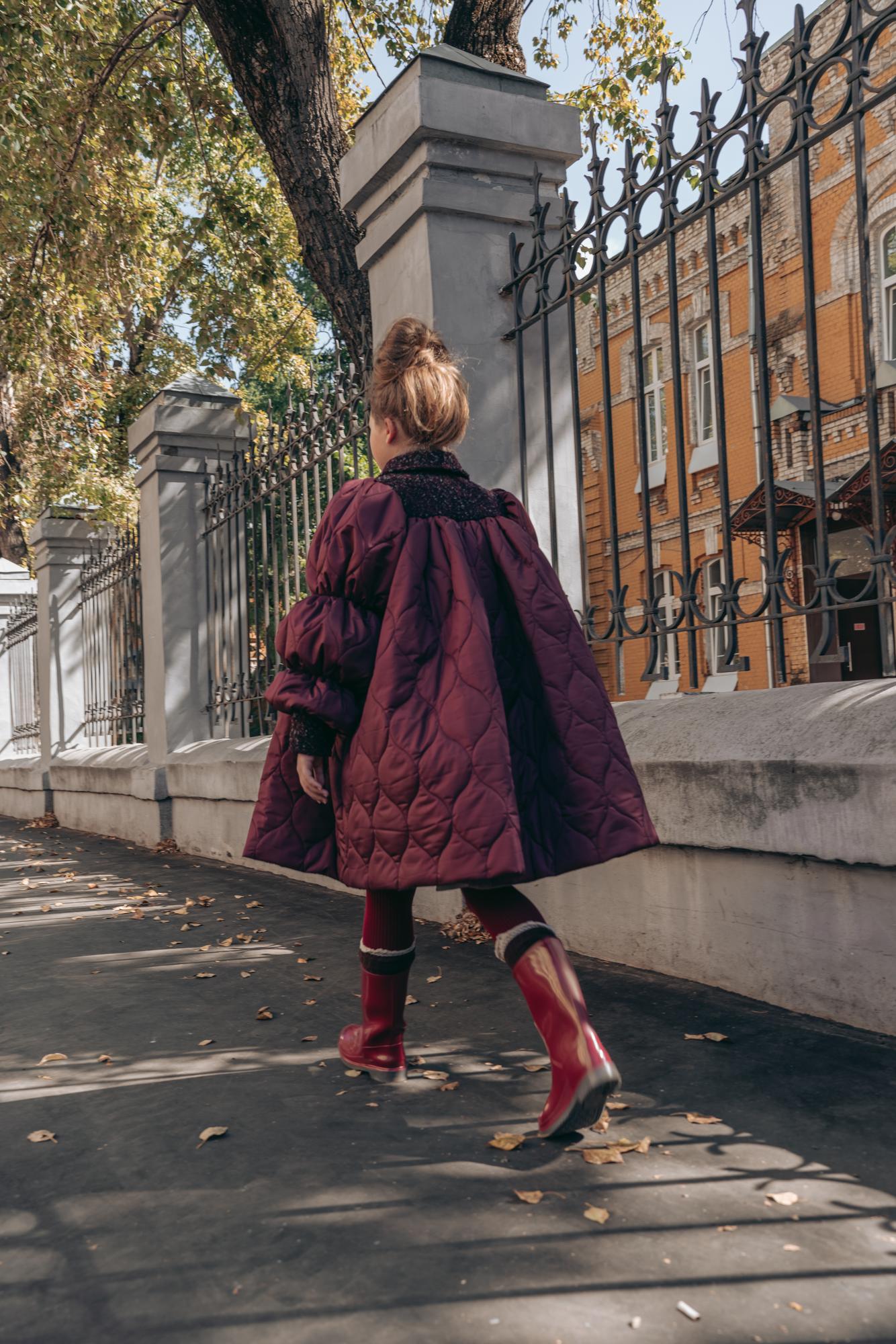 Бордовое пальто для подростка