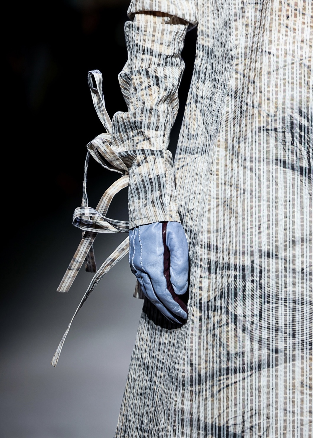 Перчатки «Вивальди» с тремя лучами