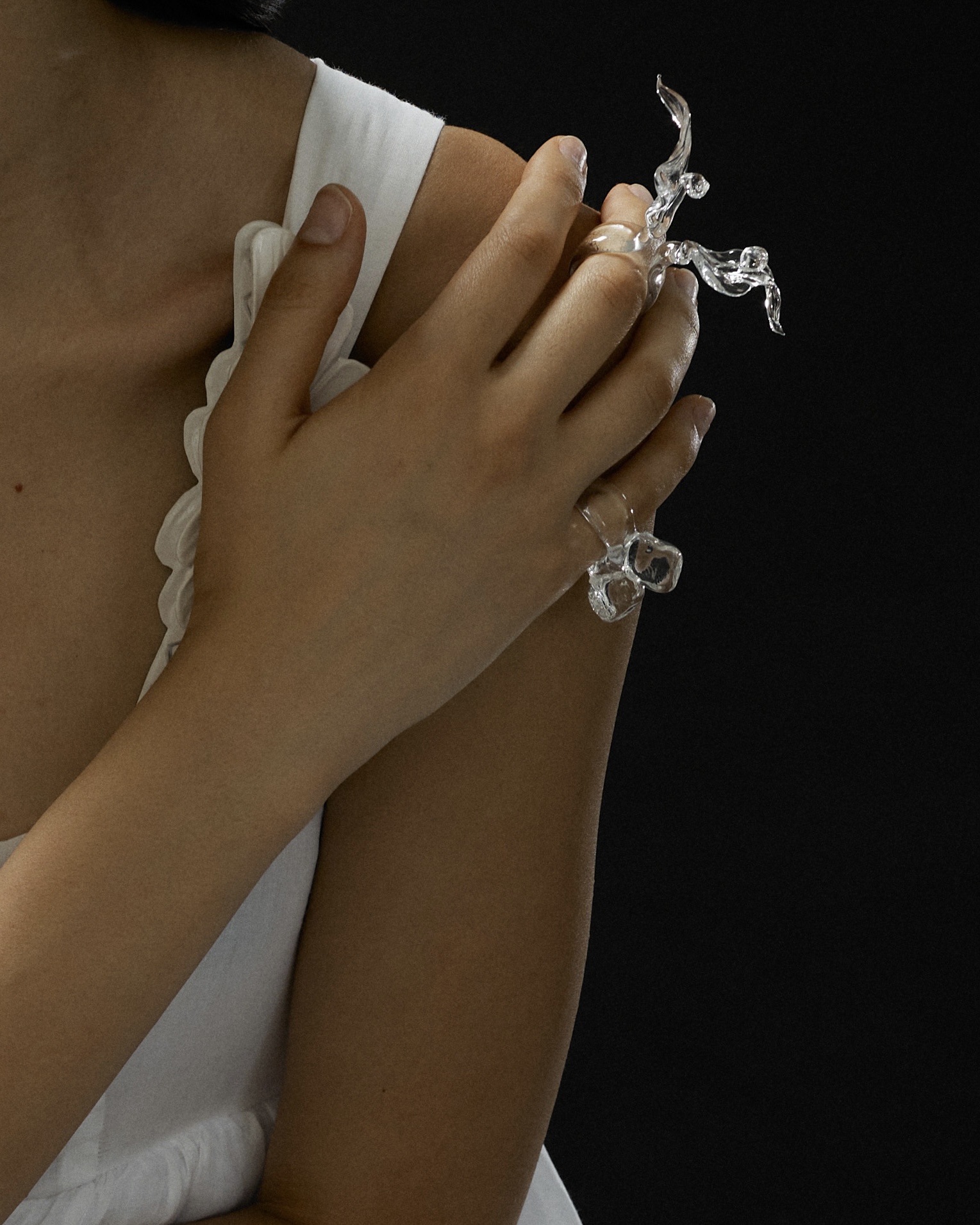 «Лепестки» кольцо