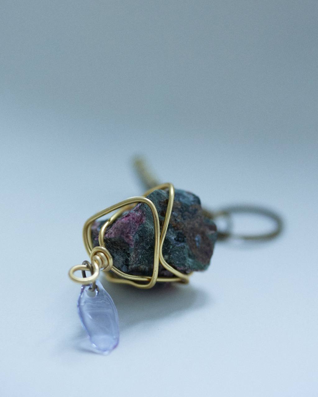 Брелок «Эвдиалит»