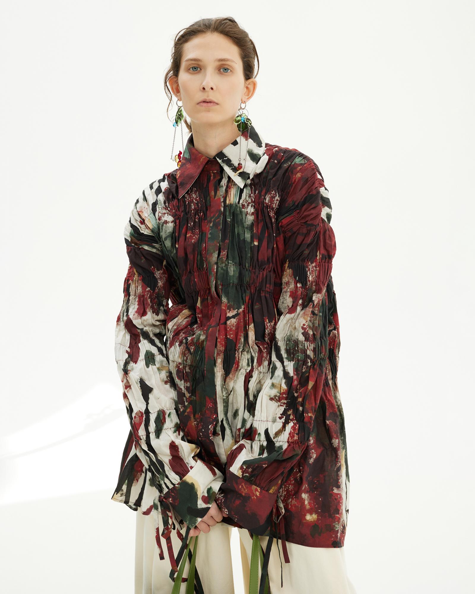 Удлиненная рубашка «Кровь Саамов»