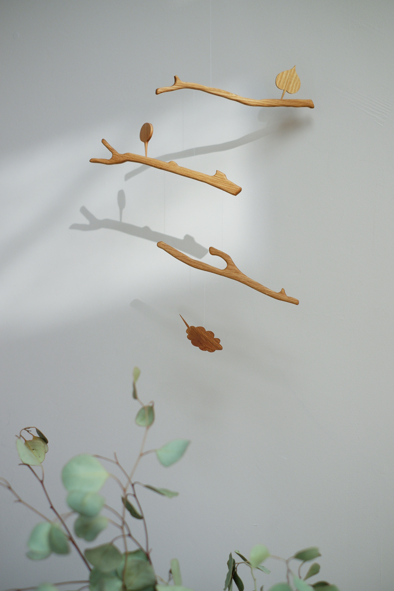 Oksa hanging kinetic mobile