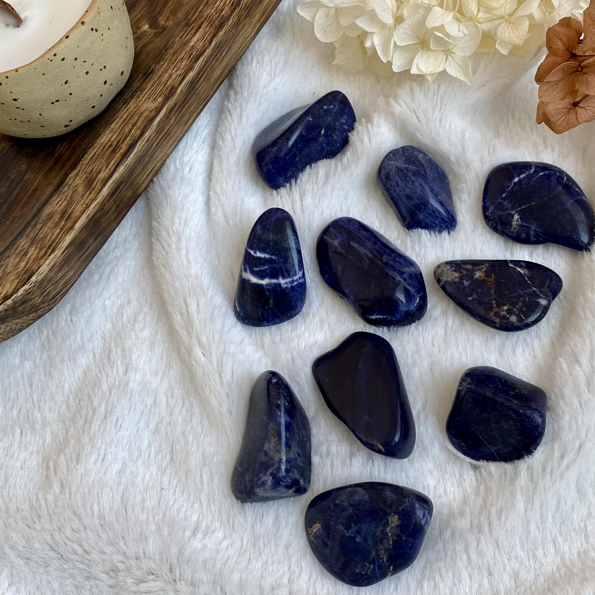 Галтовка содалита