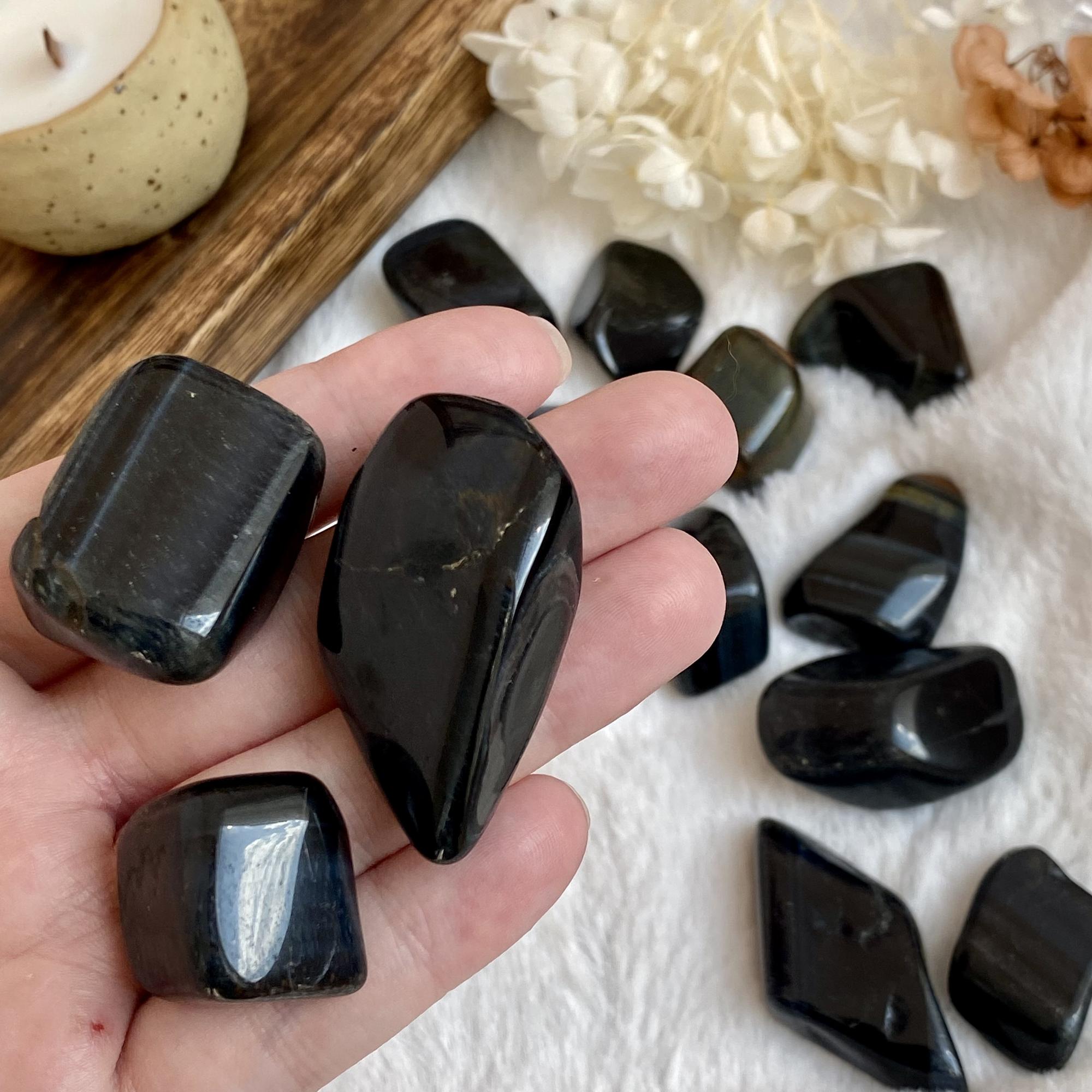 Галтовка соколиного глаза