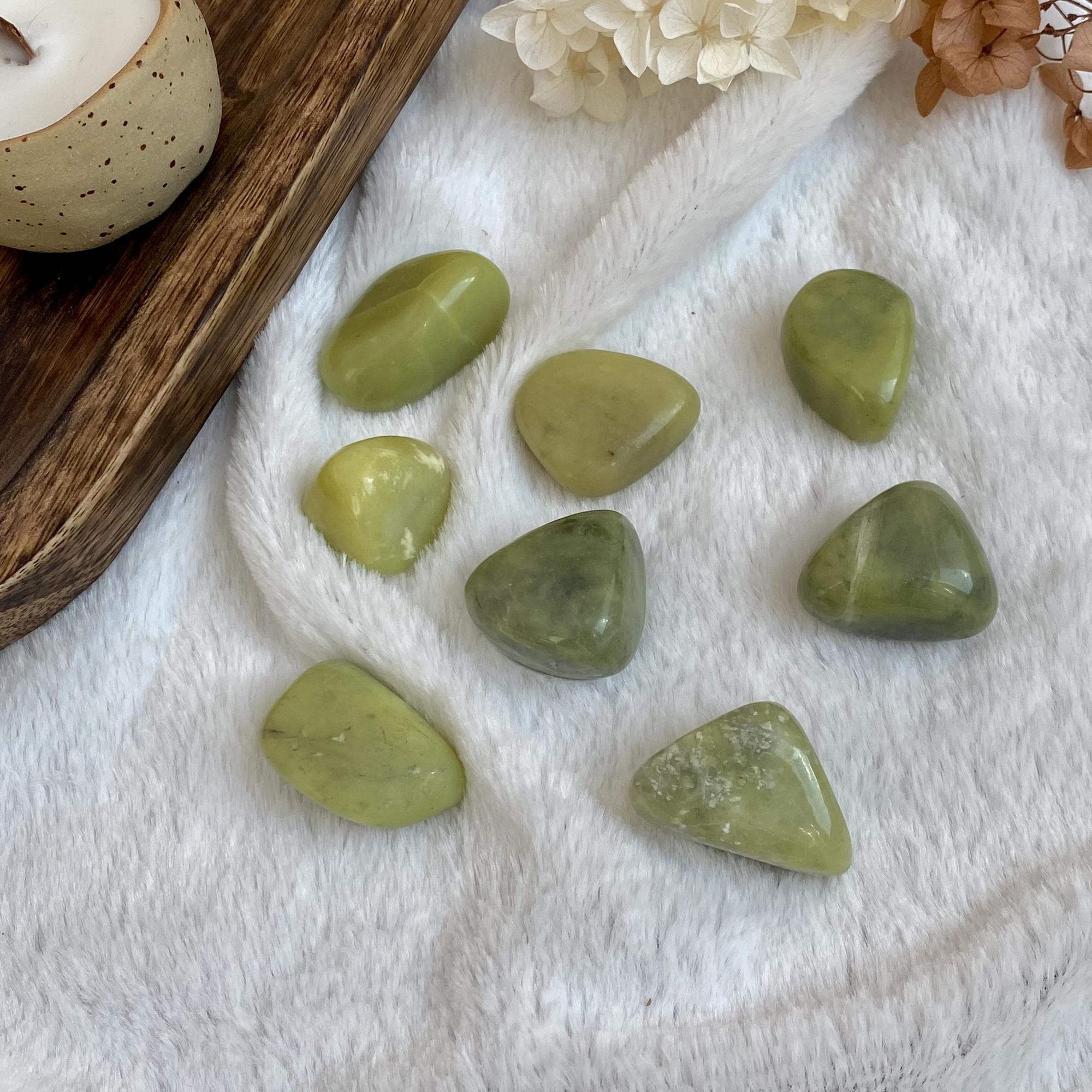 Галтовка змеевика-лизардита