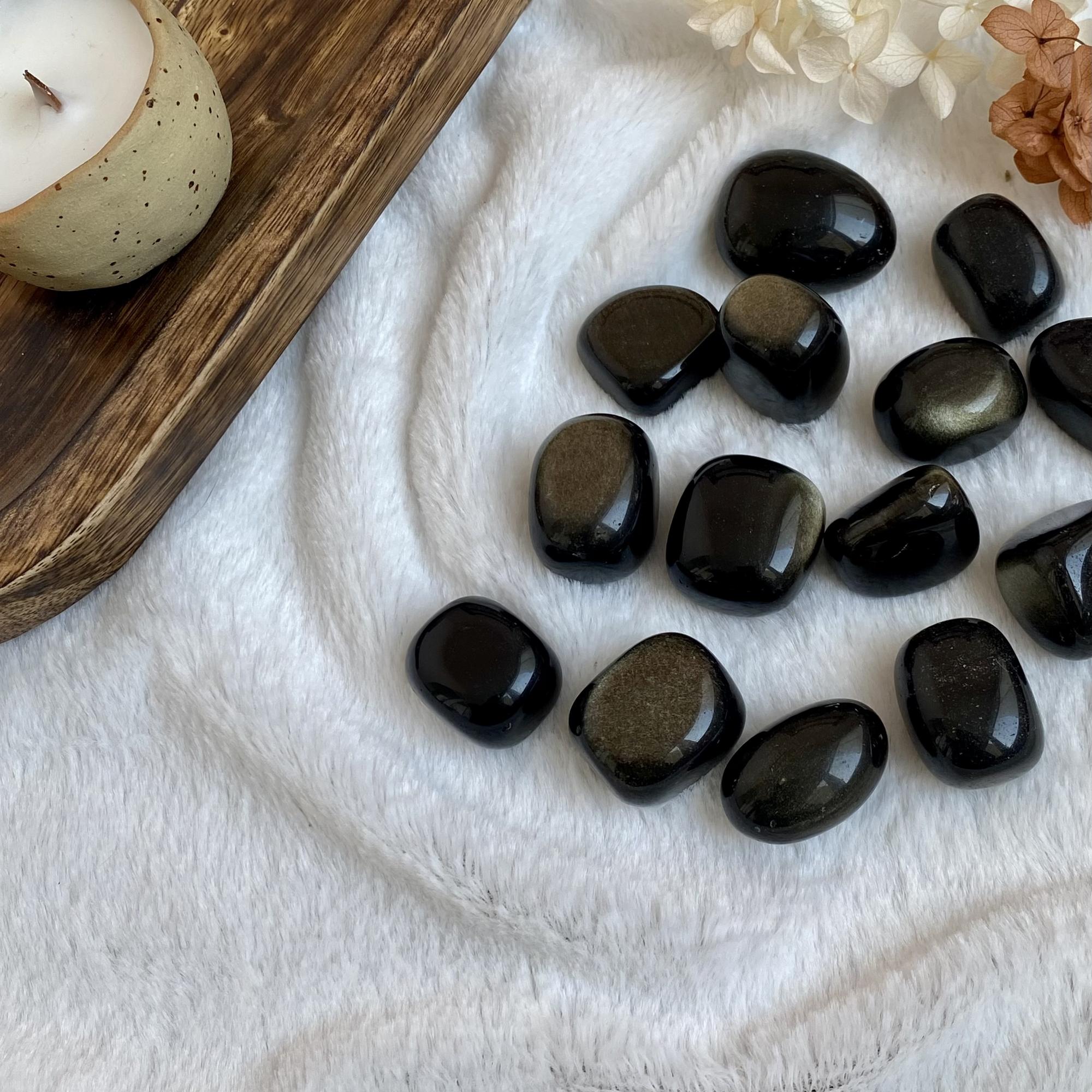 Галтовка золотистого обсидиана