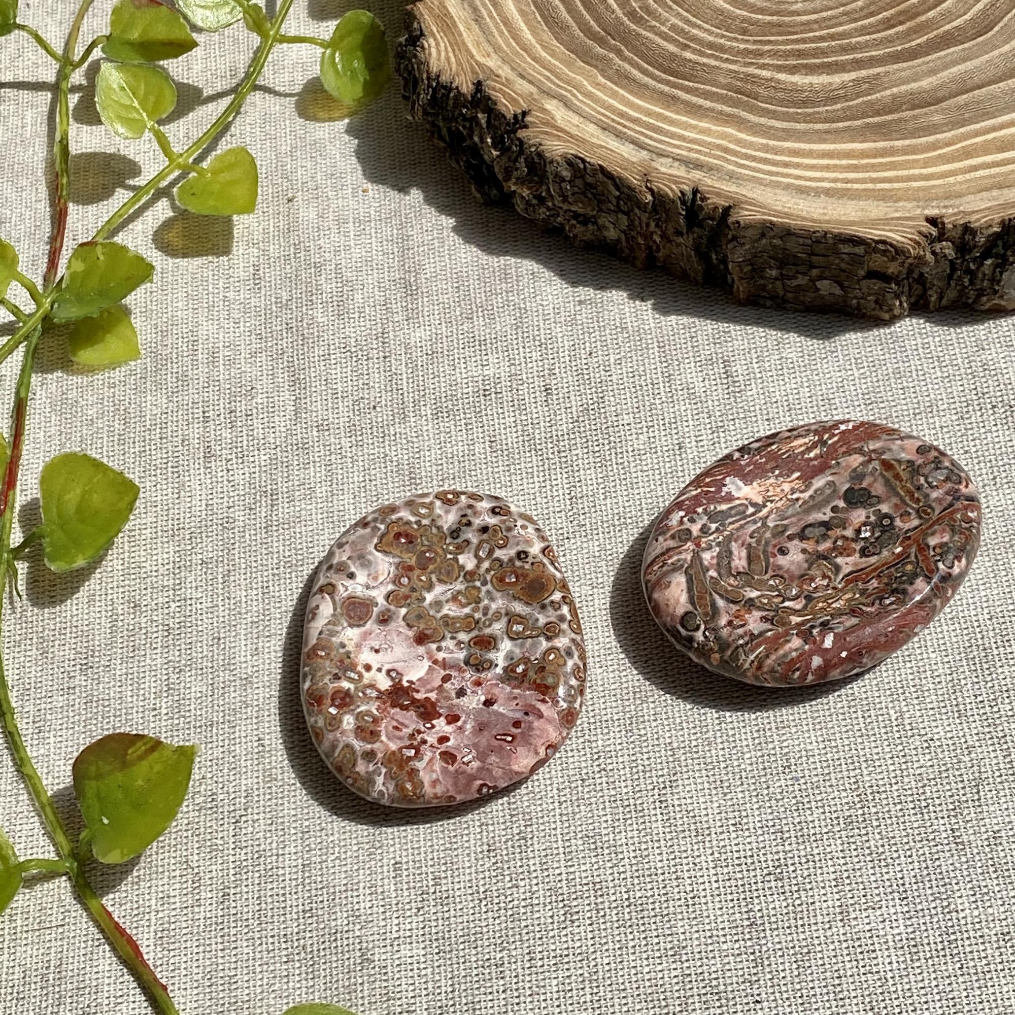 Антистресс из леопардовой яшмы