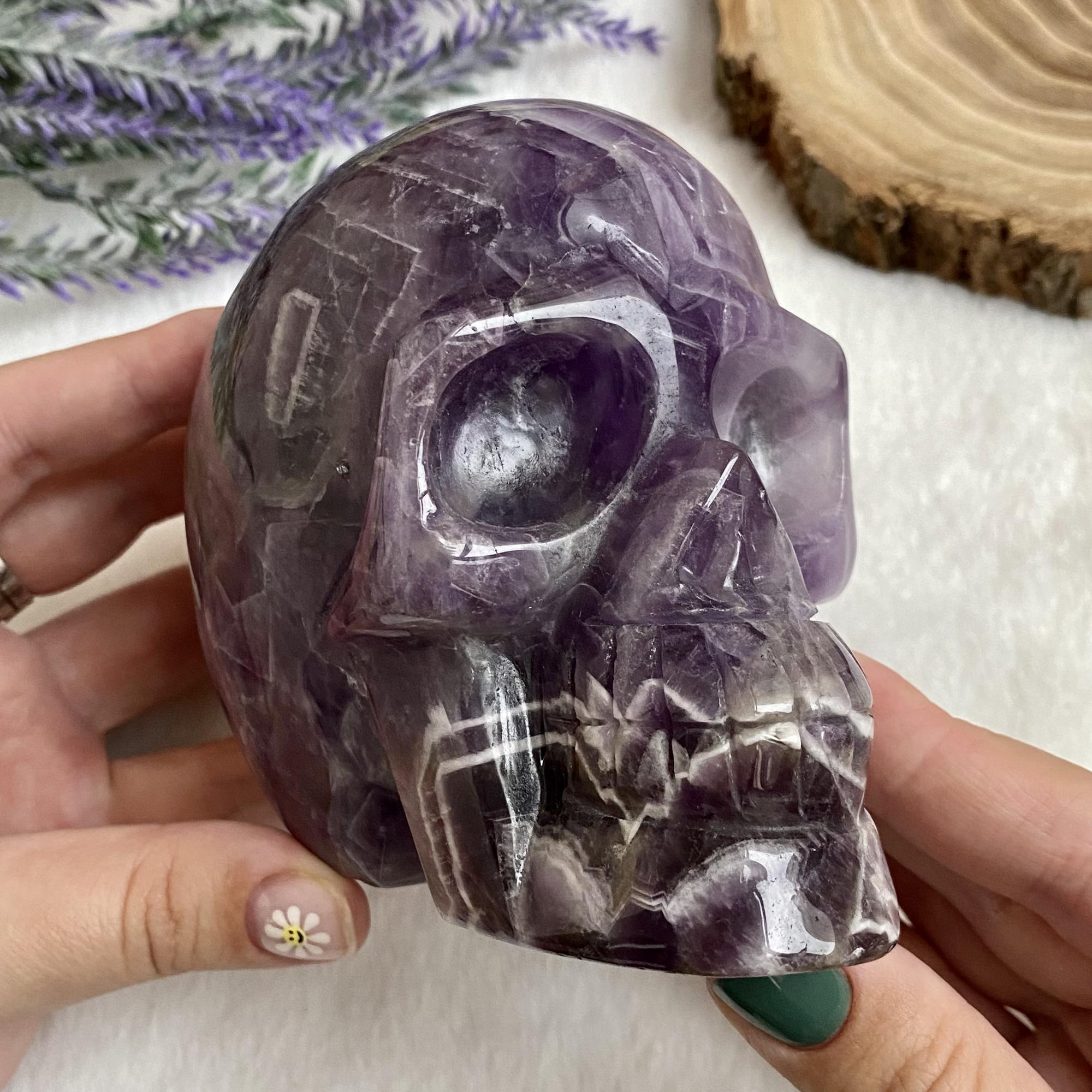 Коллекционный череп из аметиста (ручная работа)