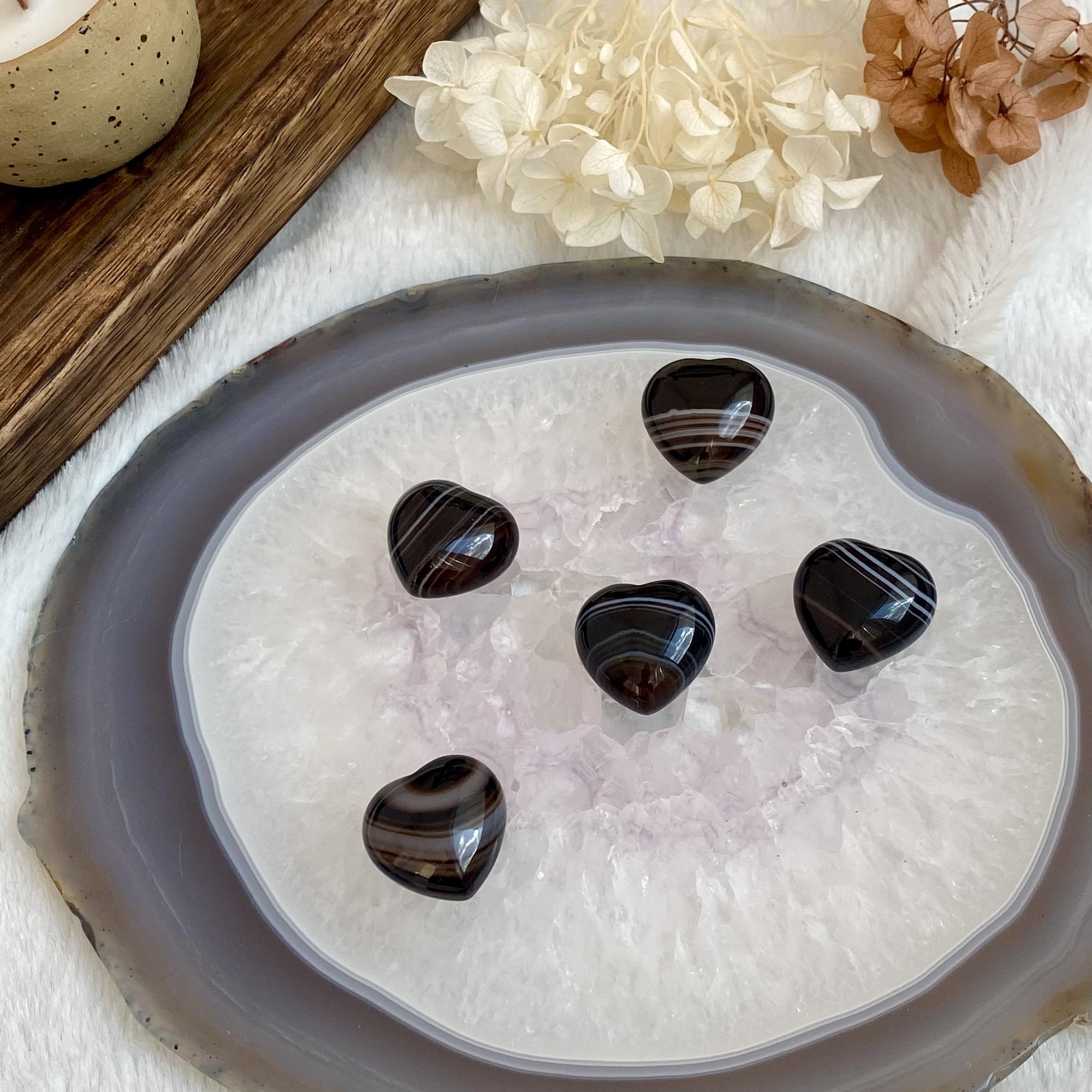 Сердца из чёрного агата