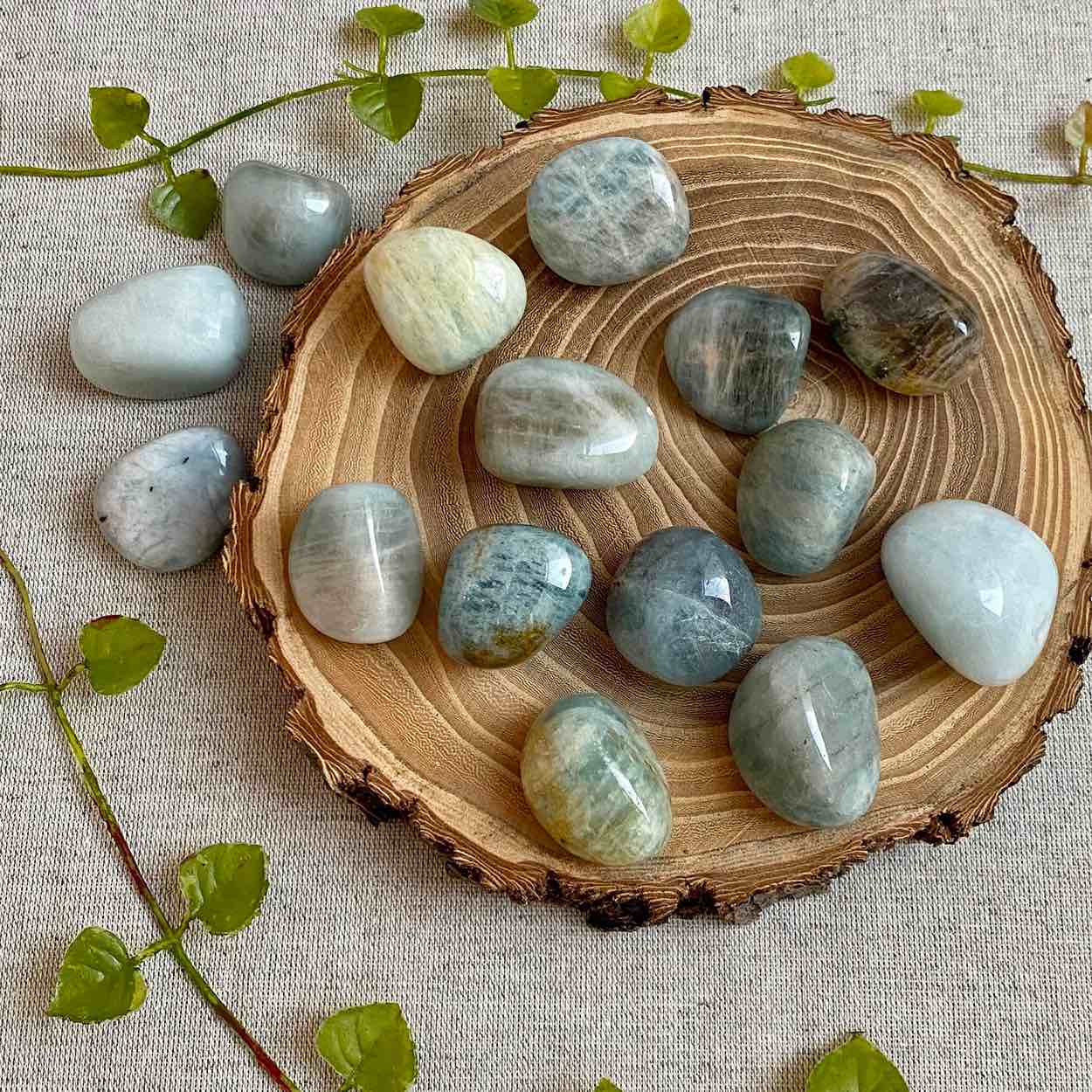 Галтовка аквамарина высшего сорта