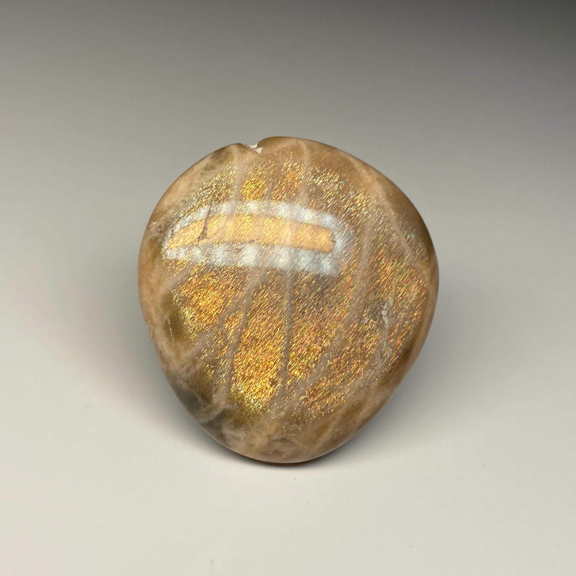 Лунно-солнечный камень