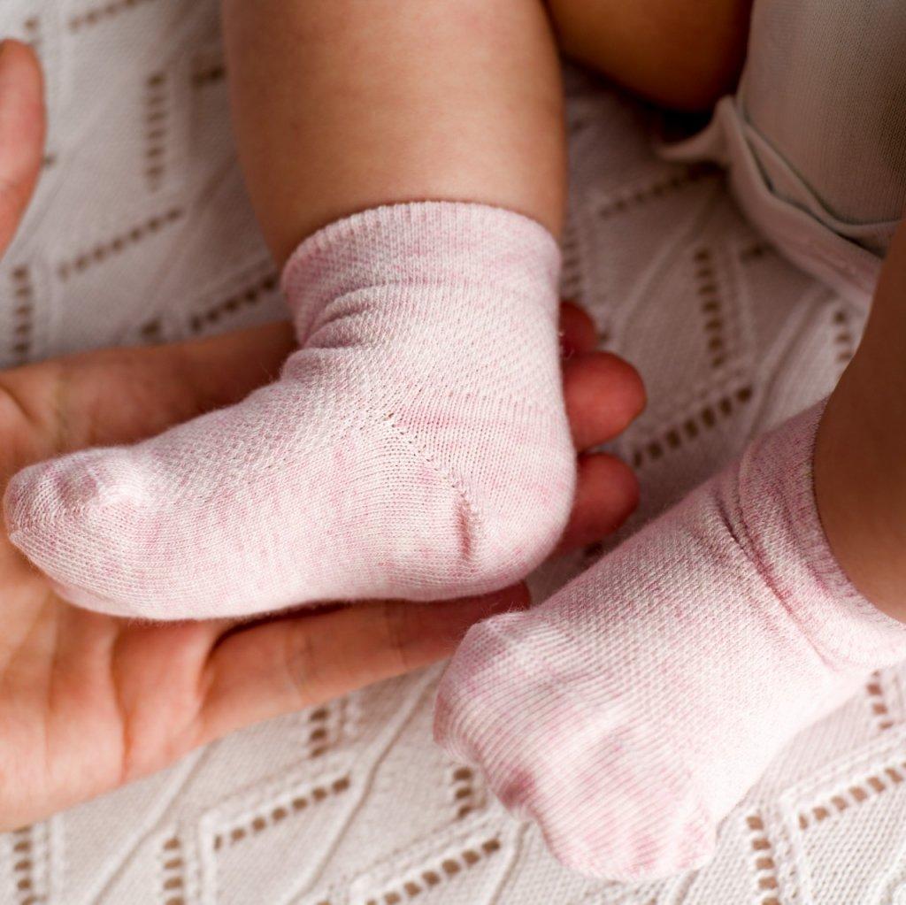 Носочки тонкие сеточкой (Розовый меланж)