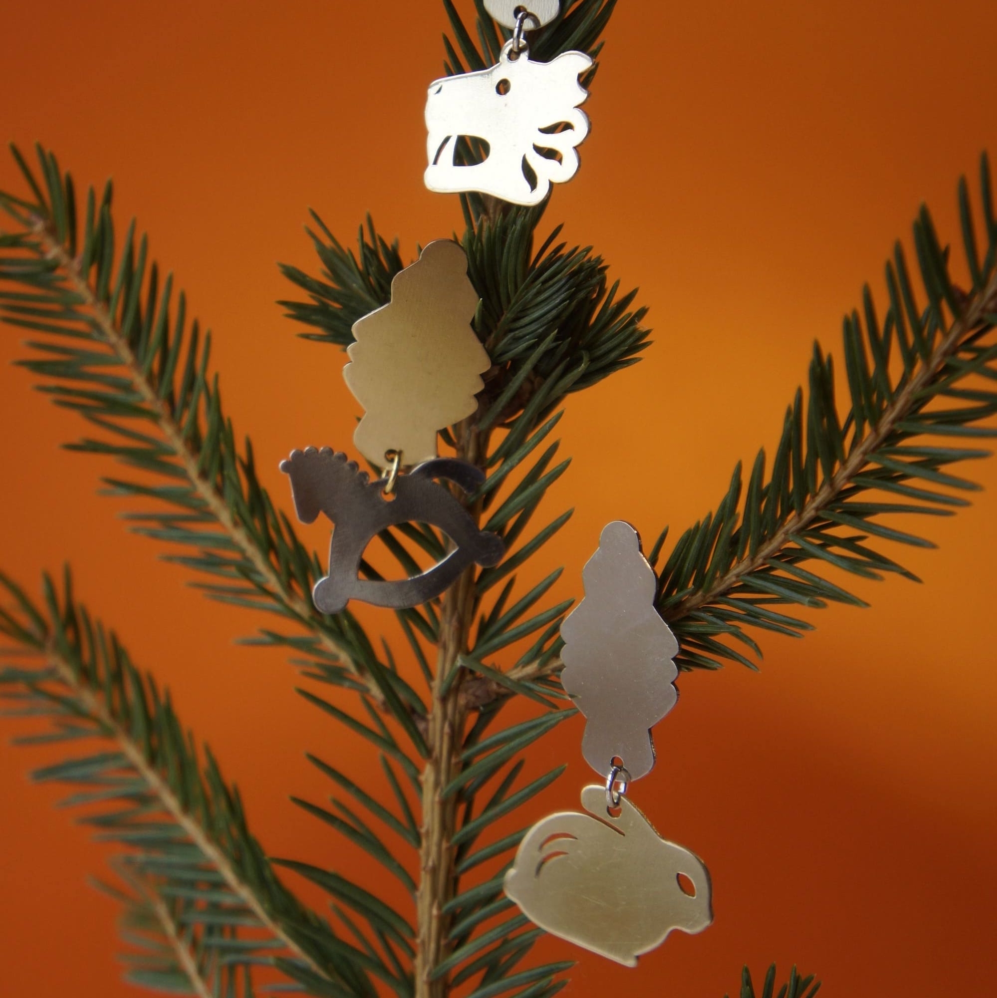 Фонарик с подвесом