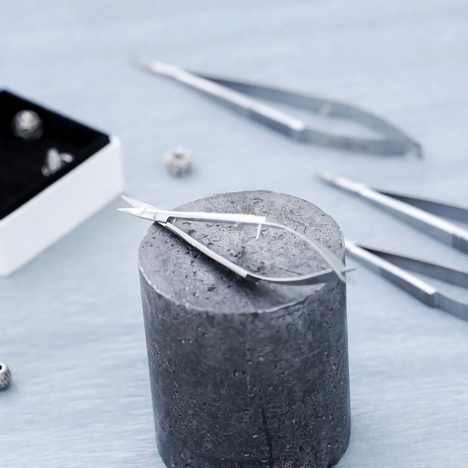 SE-92/2 Твизеры для моделирования бровей EXPERT 92 TYPE 2 (прямые)