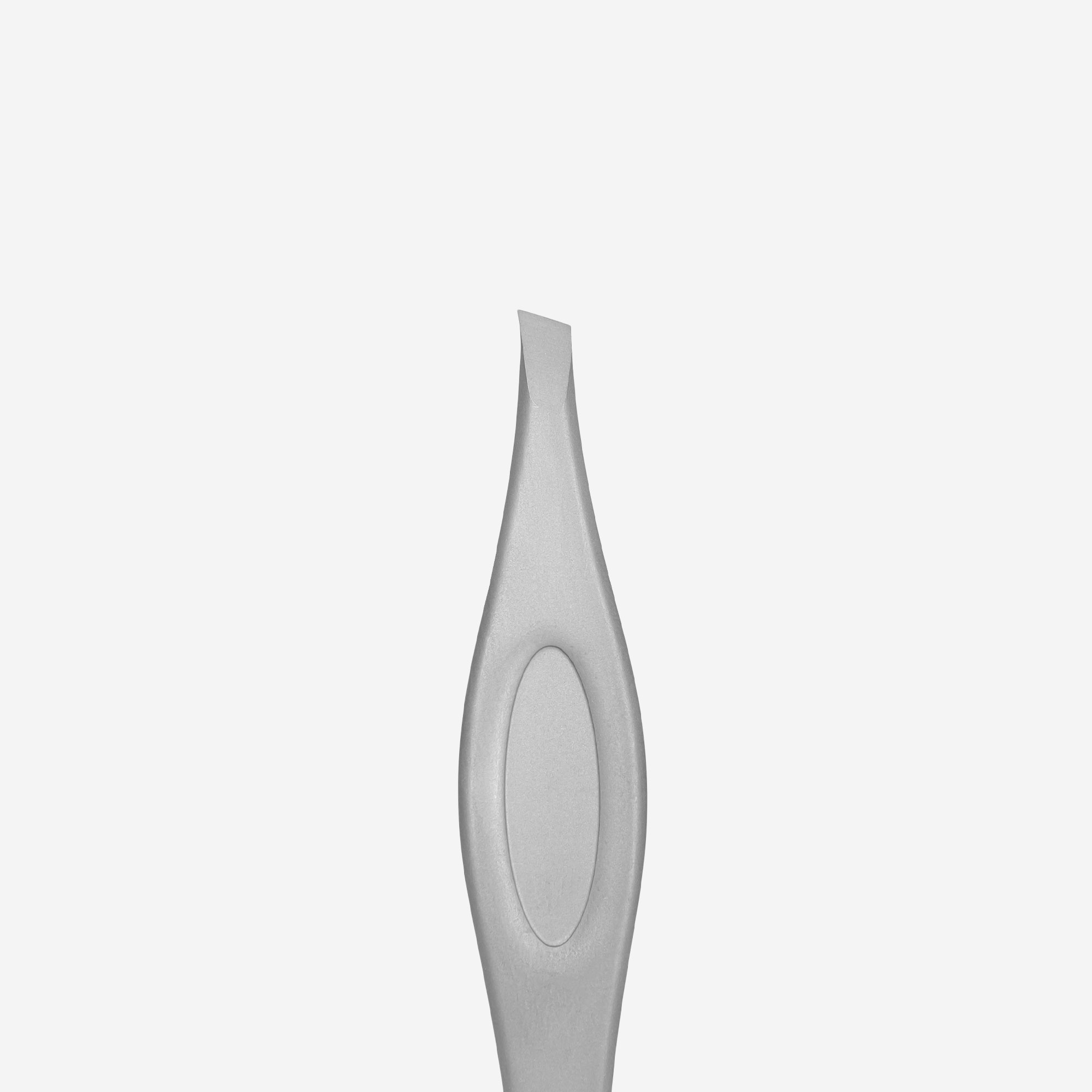 TBC-20/4 Пинцет для бровей BEAUTY & CARE 20 TYPE 4